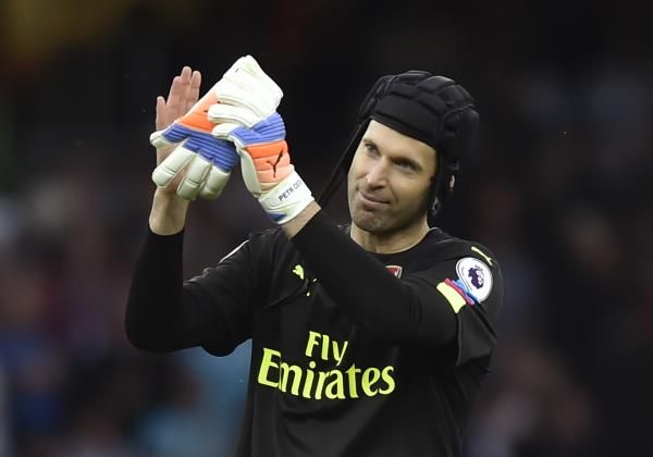 2016-10-15t161237z_119549557_mt1aci14641751_rtrmadp_3_soccer-england-ars-swa_reuters