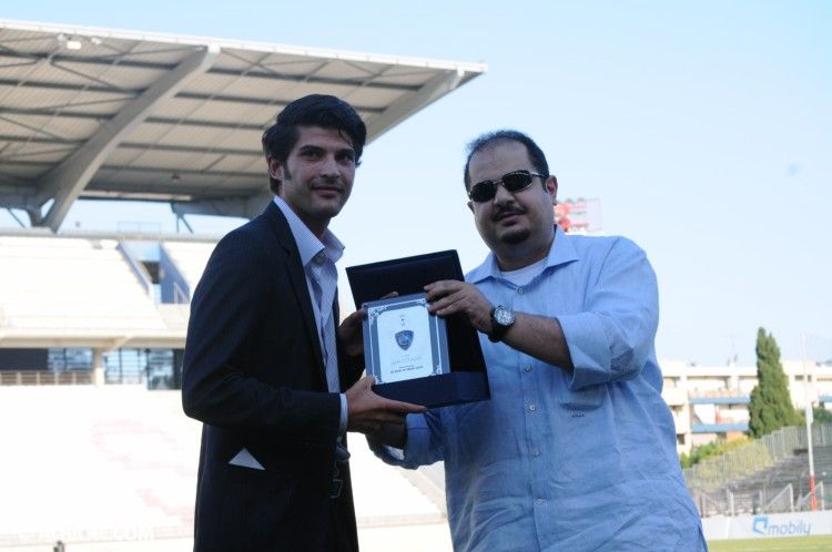 رئيس الهلال الأمير عبدالرحمن بن مساعد يكرم رئيس نادي اتالانتا الايطالي  ( الصورة نقلاً عم موقع الهلال الرسمي )