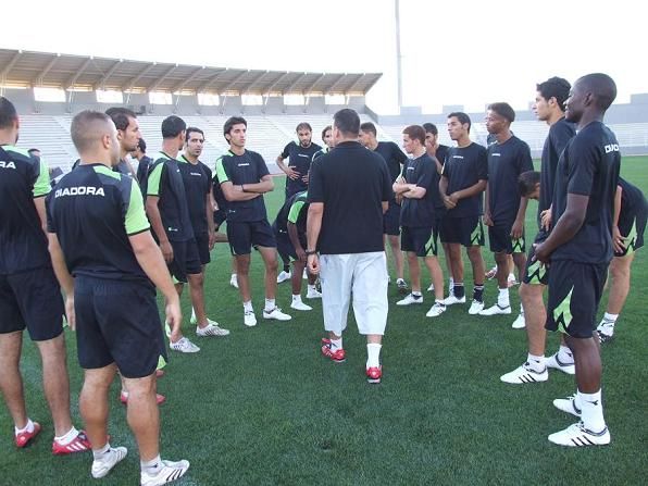 توجيهات من الجهاز الفني لشباب الاردن لنجوم الفريق