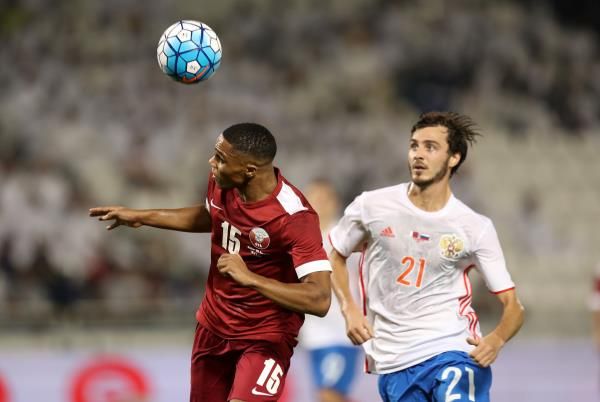 جانب من مباراة قطر وروسيا