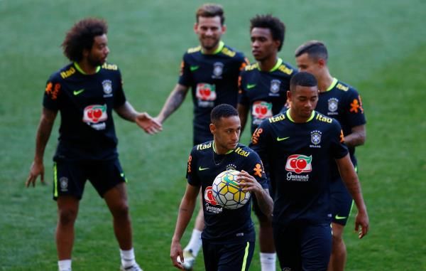 2016-11-08t211403z_508039628_s1aeulsitnaa_rtrmadp_3_soccer-worldcup-bra-arg_reuters