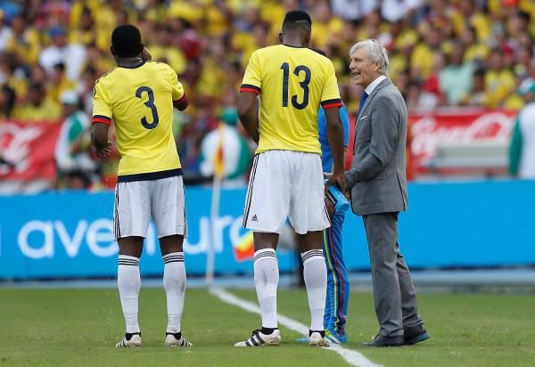 2016-11-10t222659z_363232882_s1aeumckvzab_rtrmadp_3_soccer-worldcup-col-chi_reuters