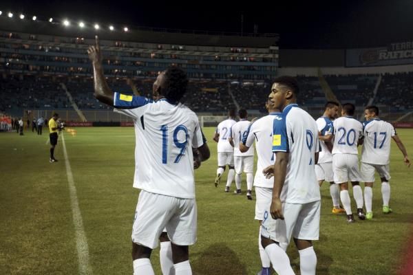 2016-03-26t023707z_1985648312_gf10000361073_rtrmadp_3_-soccer-world_reuters