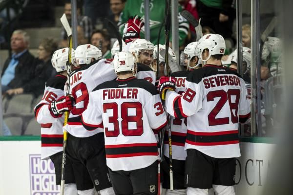 2016-11-16t045055z_1151338500_nocid_rtrmadp_3_nhl-new-jersey-devils-at-dallas-stars_reuters