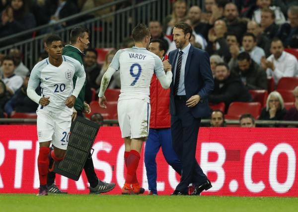 2016-11-15t212905z_122246945_mt1aci14672852_rtrmadp_3_soccer-friendly-eng-esp_reuters