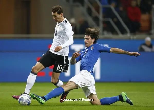 ?i=reuters%2f2016-11-15%2f2016-11-15t204228z_702132294_lr1ecbf1lih5h_rtrmadp_3_soccer-friendly-ita-ger_reuters
