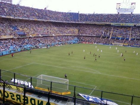 ملعب لا بومبونيرا