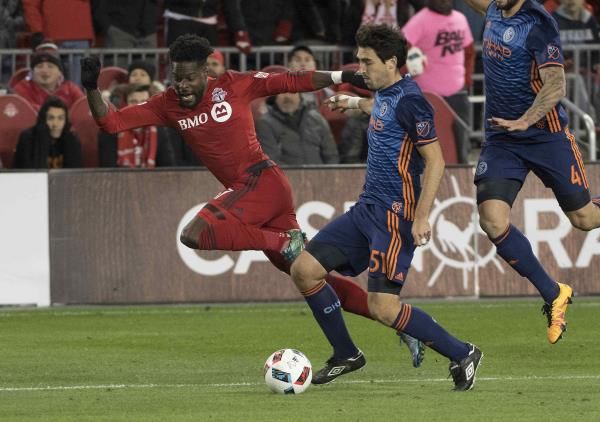 اندوني ايراولا 