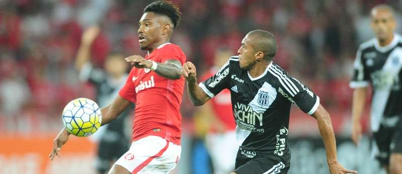 جانب من المباراة التي انتهت بالتعادل