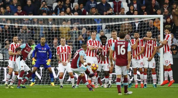 2016-11-05t160300z_121363380_mt1aci14662541_rtrmadp_3_soccer-england-whu-stk_reuters