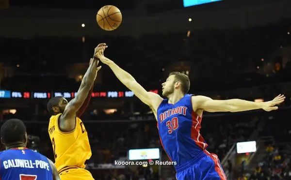 ?i=reuters%2f2016-11-19%2f2016-11-19t032606z_1821825673_nocid_rtrmadp_3_nba-detroit-pistons-at-cleveland-cavaliers_reuters