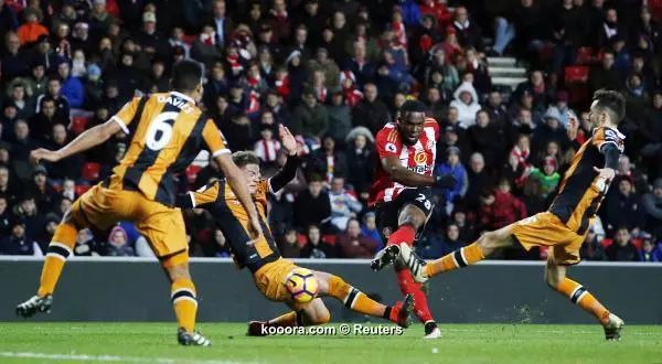 ?i=reuters%2f2016-11-19%2f2016-11-19t163913z_122575153_mt1aci14676628_rtrmadp_3_soccer-england-sun-hul_reuters