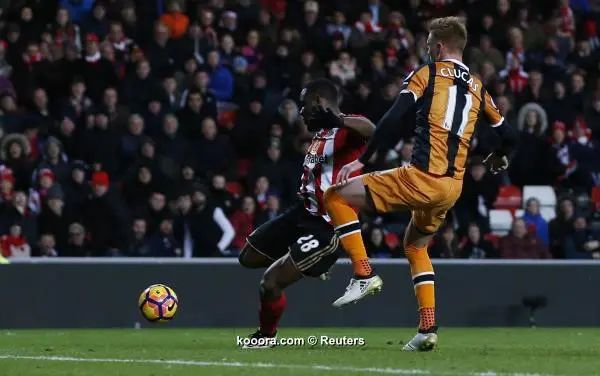 ?i=reuters%2f2016-11-19%2f2016-11-19t171224z_122577144_mt1aci14676815_rtrmadp_3_soccer-england-sun-hul_reuters