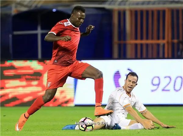 ?i=epa%2fsoccer%2f2016-11%2f2016-11-19%2f2016-11-19-05638570_epa