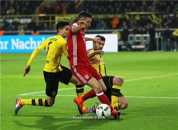 ?i=epa%2fsoccer%2f2016-11%2f2016-11-19%2f2016-11-19-05638653_epa