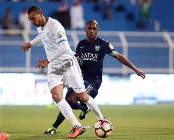 ?i=epa%2fsoccer%2f2016-11%2f2016-11-20%2f2016-11-20-05639968_epa