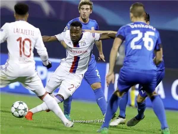 ?i=epa%2fsoccer%2f2016-11%2f2016-11-22%2f2016-11-22-05642881_epa