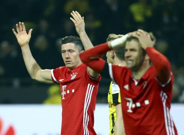 2016-11-19t192748z_560806496_lr1ecbj1i21sq_rtrmadp_3_soccer-germany_reuters