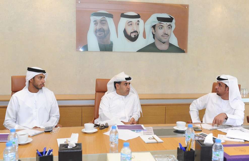 من الاجتماع