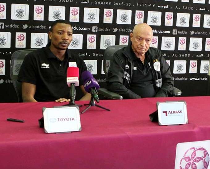 جوزفالدو فيريرا (يمين)