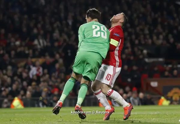 ?i=reuters%2f2016-11-24%2f2016-11-24t211140z_123023500_mt1aci14682923_rtrmadp_3_soccer-europa-mnu-fnd_reuters