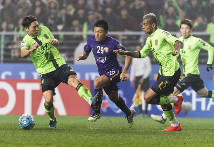 جانب من لقاء الذهاب