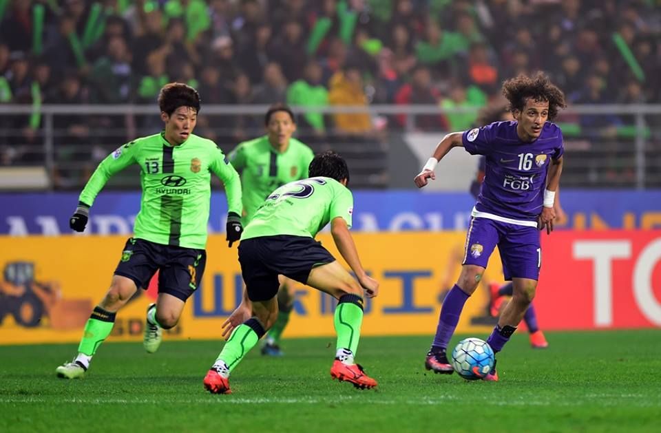 جانب من لقاء الذهاب