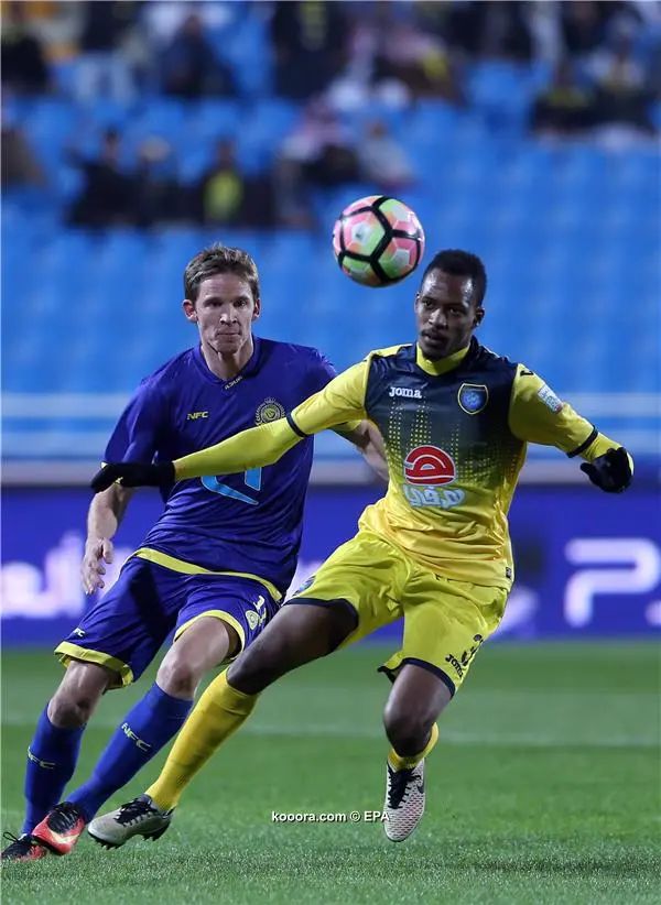 ?i=epa%2fsoccer%2f2016-11%2f2016-11-25%2f2016-11-25-05647128_epa