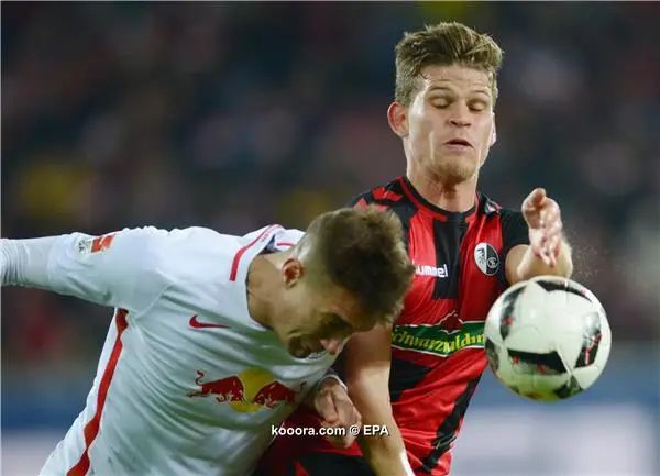 ?i=epa%2fsoccer%2f2016-11%2f2016-11-25%2f2016-11-25-05647729_epa