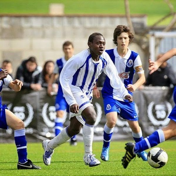 الأوغندي إيفان سيكازا