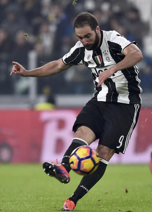 جونزالو هيجواين