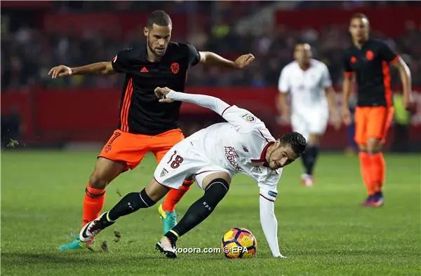?i=epa%2fsoccer%2f2016-11%2f2016-11-26%2f2016-11-26-05649067_epa