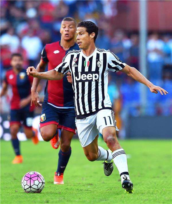 من لقاء الموسم الماضي بين الفريقين