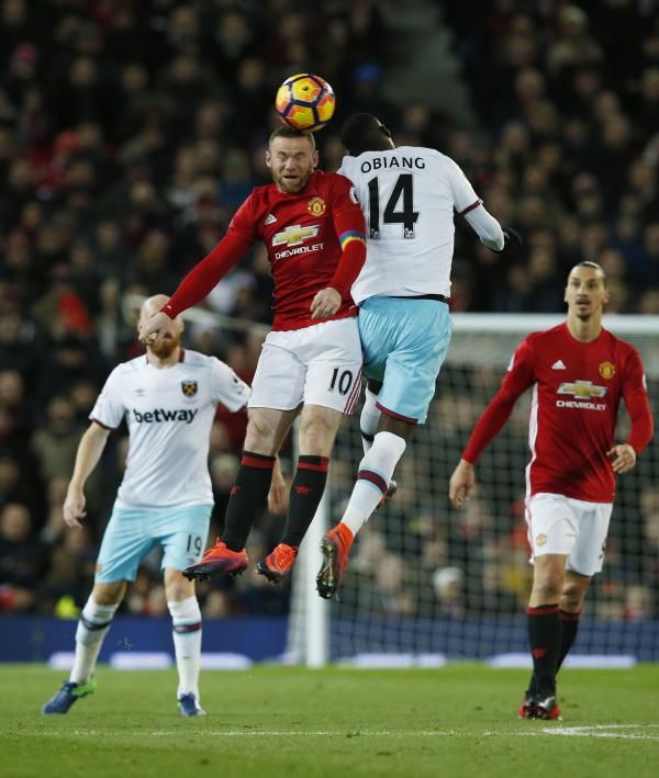 2016-11-27t181234z_123271954_mt1aci14687037_rtrmadp_3_soccer-england-mun-whu_reuters