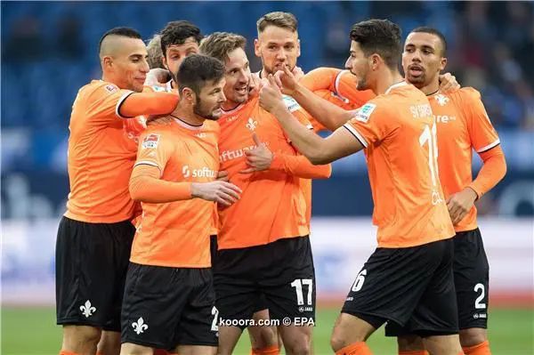 ?i=epa%2fathletics%2f2016-11%2f2016-11-27-05649589_epa