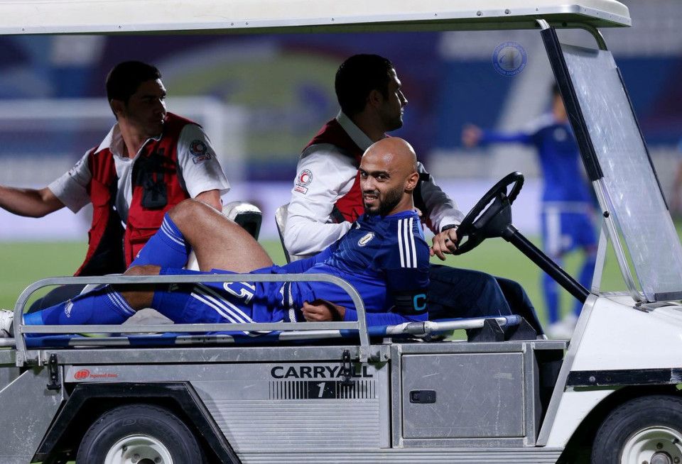  نايف البريكي يخرج مصابا