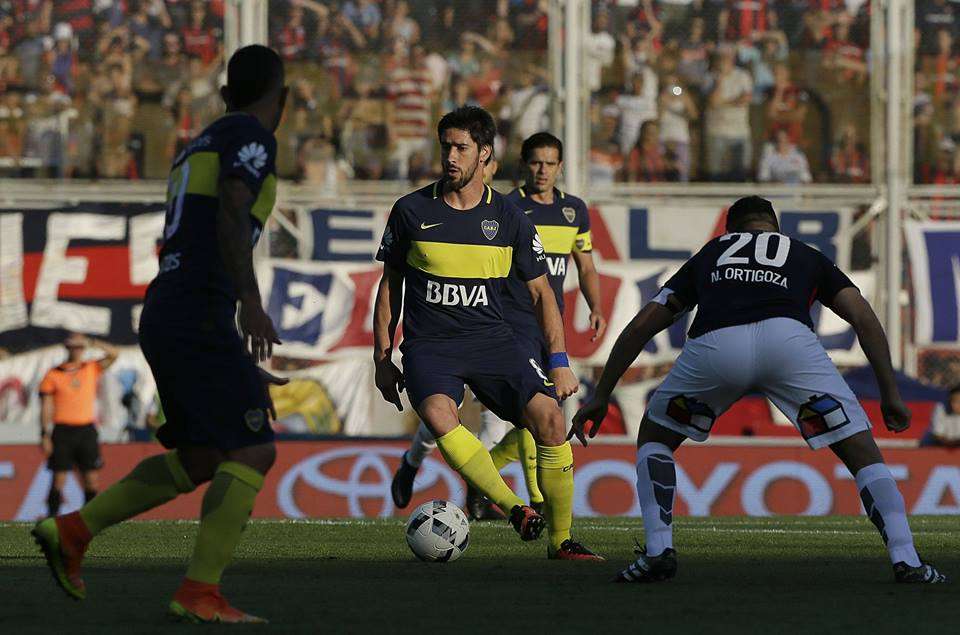 من فوز بوكا جونيورز على سان لورنزو