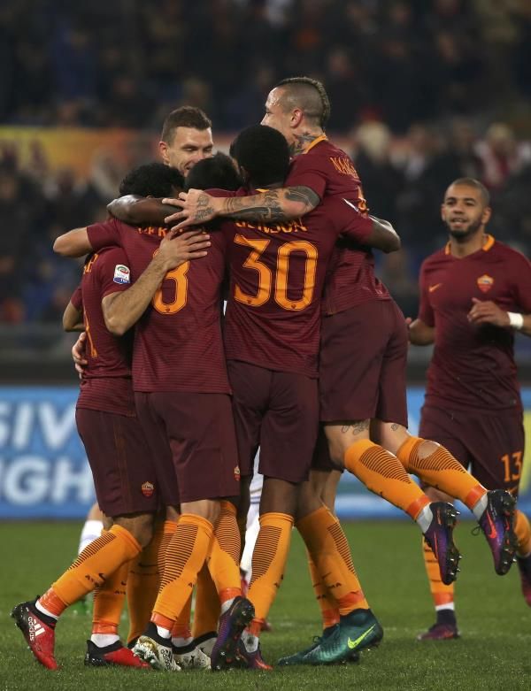 2016-11-27t200550z_850826431_lr1ecbr1jtfnb_rtrmadp_3_soccer-italy_reuters