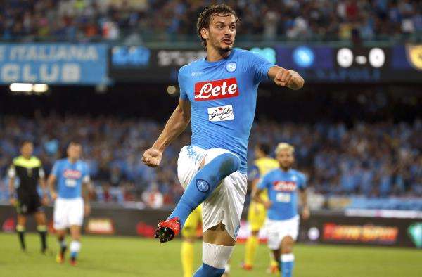 2016-09-24t191850z_989337886_lr1ec9o1hn4f6_rtrmadp_3_soccer-italy_reuters