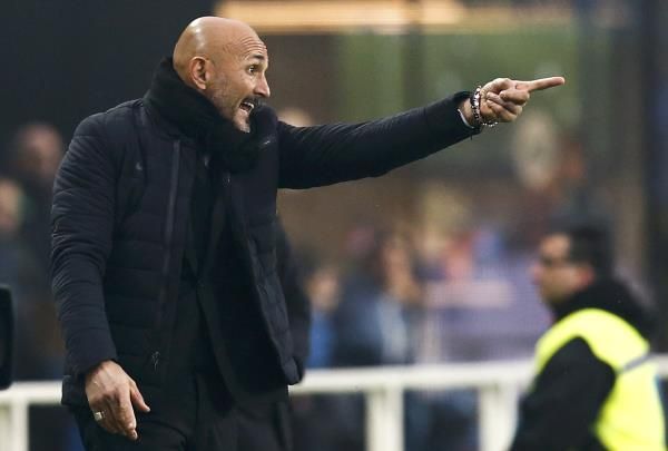 2016-11-20t142028z_458438233_lr1ecbk13tt4w_rtrmadp_3_soccer-italy_reuters