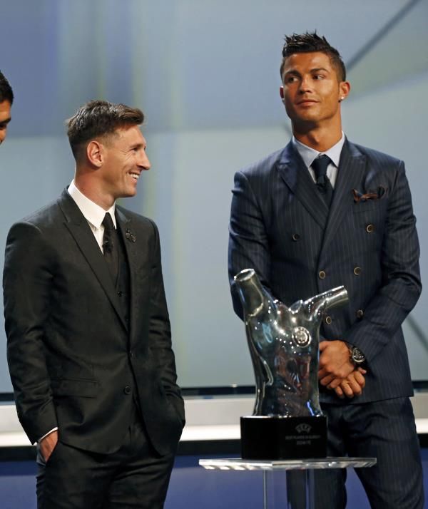 2015-08-27t174219z_846939385_lr2eb8r1d68f4_rtrmadp_3_soccer-messi-award_reuters