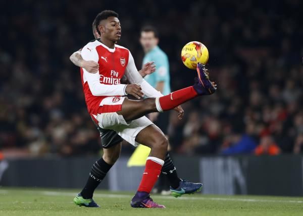 2016-11-30t210136z_123541296_mt1aci14690119_rtrmadp_3_soccer-england-ars-sou_reuters