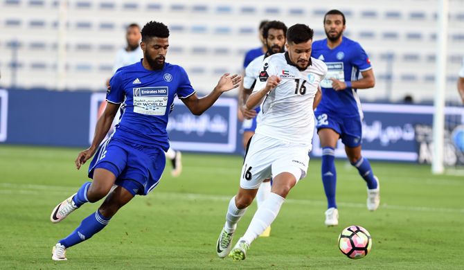 جانب من مباراة حتا والنصر