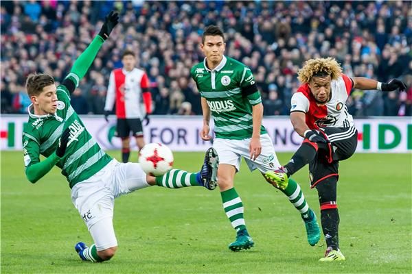 جانب من لقاء فينورد وسبارتا روتردام