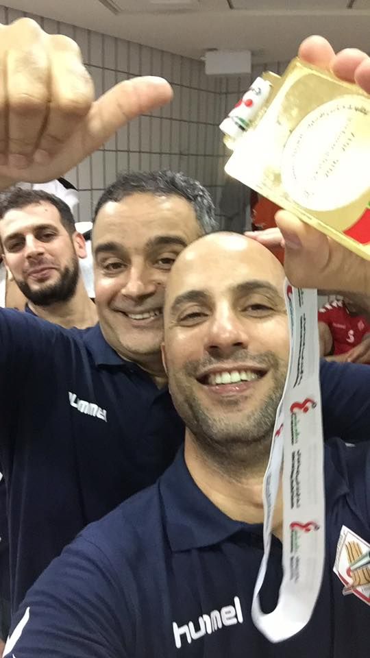 عادل المرابط  وفرحة التتويج بكأس الإمارات