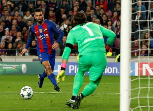 2016-12-06t221013z_829876482_rc1ebda19440_rtrmadp_3_soccer-champions-fcb-mon_reuters