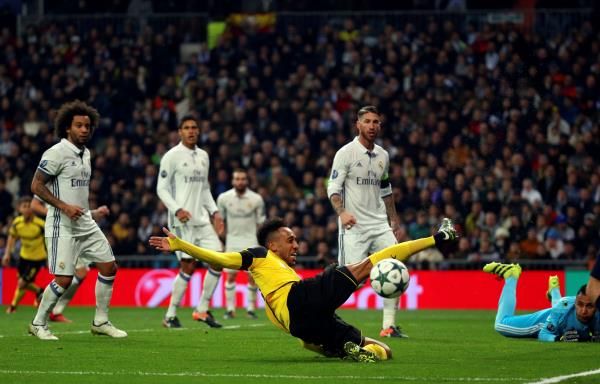 لقطة من مباراة ريال مدريد ودورتموند