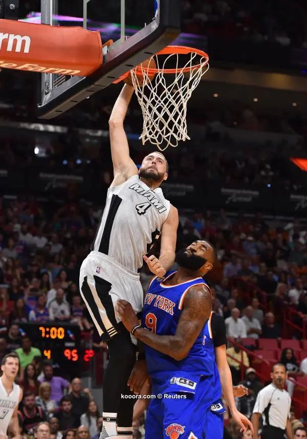 ?i=reuters%2f2016-12-07%2f2016-12-07t031017z_1993945268_nocid_rtrmadp_3_nba-new-york-knicks-at-miami-heat_reuters
