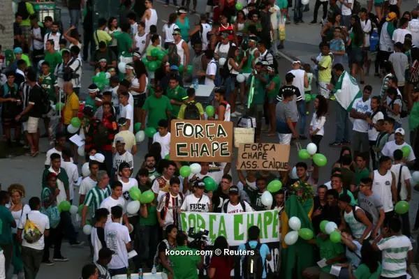 ?i=reuters%2f2016-12-08%2f2016-12-08t003109z_885958857_rc1e13f99c80_rtrmadp_3_colombia-crash-brazil-tribute_reuters