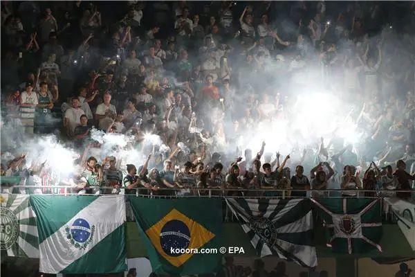 ?i=epa%2fsoccer%2f2016-12%2f2016-12-08%2f2016-12-08-05664876_epa